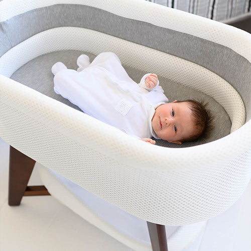 Evi Smart Bassinet